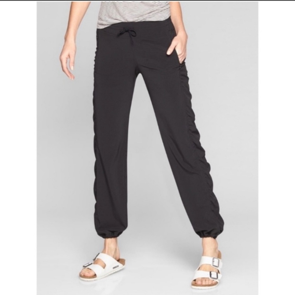 Athleta lined pants (jogger) size 4